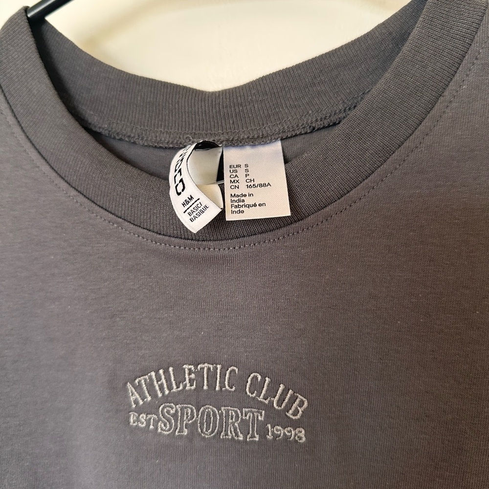 H&M Gray Crop Top - Picture 3 of 5